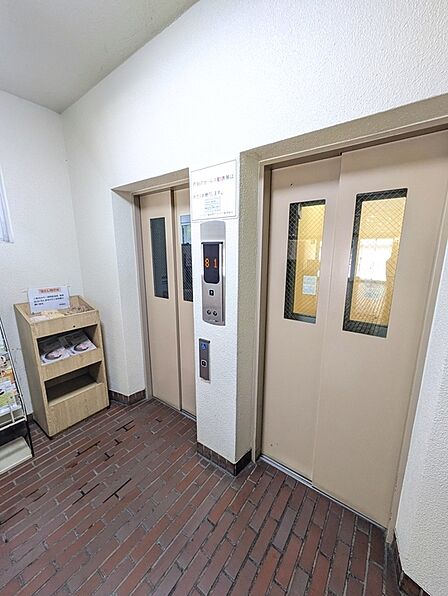 共用部にはエレベーターを完備。毎日の移動を快適にサポートします。