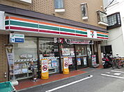 セブンイレブン鎌倉観音前店まで70m