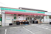 ローソン100秦野南矢名店まで40ｍ