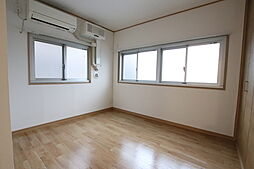 野村レジデンス 207 2階2LDKのリビング/ダイニング