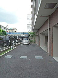 7 / 9