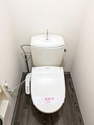 ★落ち着いた空間です！バストイレ別★