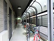 駐輪場及び共用廊下