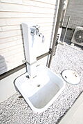 敷地内に水道がございます！