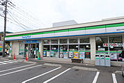 ファミリーマート 所沢けやき通り店まで400m