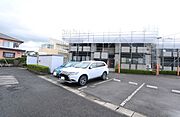 駐車場2台付き♪