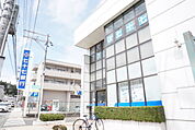 銀行