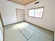 ★★北側、6帖の和室です♪★★