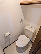 ★★トイレは嬉しい洗浄機能付き便座です♪★★