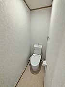 ★★トイレは嬉しい洗浄機能付き便座です♪★★