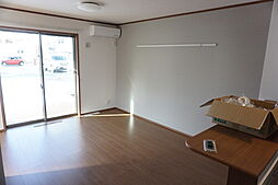 コンフォート中野 101 1階2LDKのリビング/ダイニング