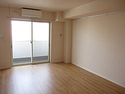 グラディート大沢川原 703 7階1LDKのリビング/ダイニング