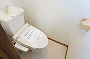※トイレは簡易水洗です。
