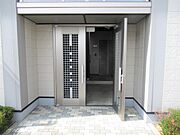 アパートエントランス