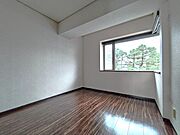 北側洋室5.4帖♪