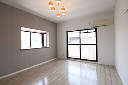 伊予鉄道横河原線 久米駅 徒歩5分の賃貸マンション 2階1DKのリビング/ダイニング