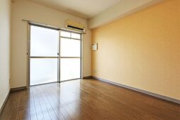 アメニティユー 305 3階ワンルームのリビング/ダイニング