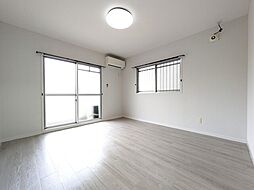 信愛ハイツ 3LDKの写真