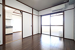 ビッグユー 803 8階2DKのリビング/ダイニング