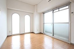 伊予鉄道高浜線 三津駅 徒歩3分の賃貸マンション 11階1Kのリビング/ダイニング