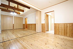 来住町松戸建 1 1階1SLDKのリビング/ダイニング