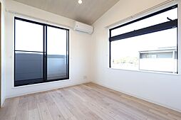 伊予鉄道高浜線 西衣山駅 徒歩10分の賃貸アパート 2階1LDKのリビング/ダイニング