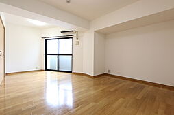 伊予鉄道市駅線 勝山町駅 徒歩4分の賃貸マンション 3階1Kのリビング/ダイニング