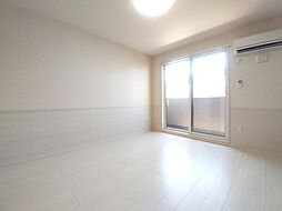 伊予鉄道郡中線 土橋駅 徒歩3分の賃貸アパート 3階1LDKのリビング/ダイニング