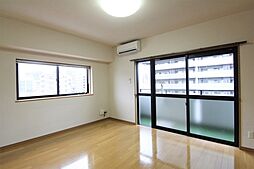 伊予鉄道市駅線 勝山町駅 徒歩3分の賃貸マンション 5階1Kのリビング/ダイニング