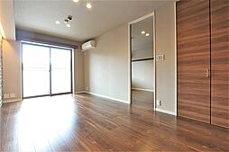 シャーメゾンキャメリア 102 1階1LDKのリビング/ダイニング