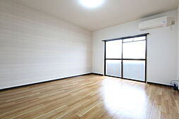 伊予鉄道市駅線 勝山町駅 徒歩10分の賃貸マンション 4階ワンルームのリビング/ダイニング