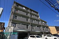愛媛県松山市和泉北1丁目8-17：物件画像／株式会社ハウスメイトショップ　松山柳井町店