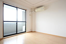 伊予鉄道郡中線 新川駅 徒歩8分の賃貸アパート 2階2LDKのリビング/ダイニング