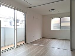 伊予鉄道高浜線 三津駅 徒歩9分の賃貸アパート 1階1LDKのリビング/ダイニング