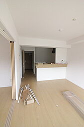 クレリア嬉野 103 1階1LDKのリビング/ダイニング