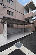 屋根付きの駐輪場