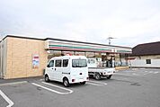 セブンイレブンみやき町三根店まで350ｍ
