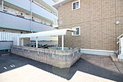 屋根付きの駐輪場