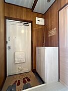 壁は好きな色で塗装可☆棚板をDIYで追加できます☆