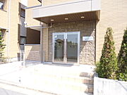 ★高級感ある正面玄関★