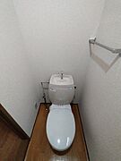 ★落ち着ける独立したトイレスペース★