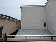 南西向きです。