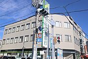 銀行