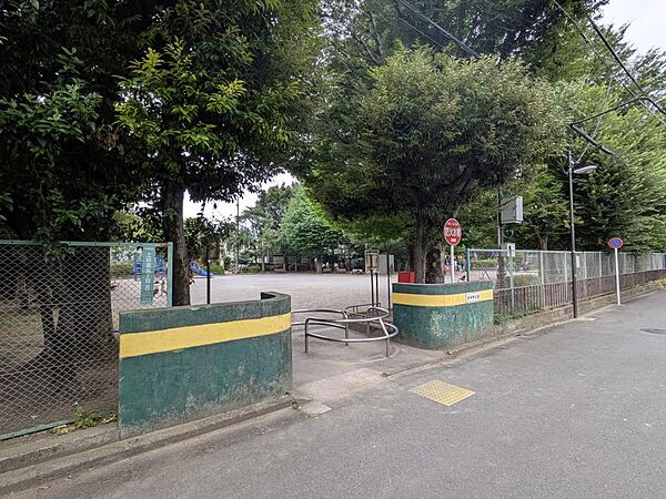 周辺を拡大表示