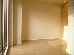 近鉄京都線 上鳥羽口駅 徒歩3分の賃貸マンション 3階1Kのリビング/ダイニング