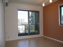 クリスタルコート 305 3階1Kのリビング/ダイニング