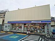 ローソン足立梅島二丁目店まで210ｍ
