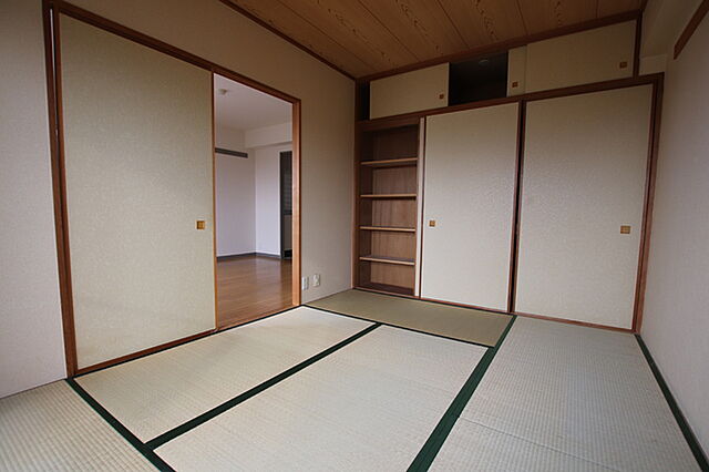 寝室