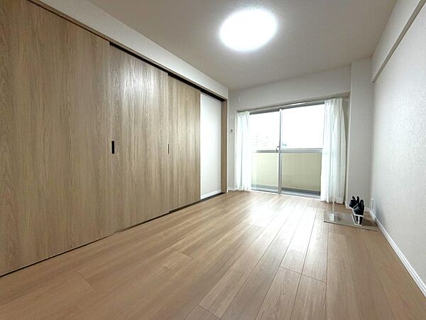 洋室を拡大表示