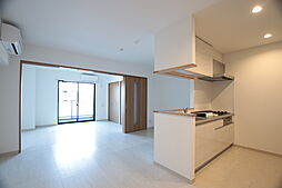 ルソンプラス 306 3階1LDKのリビング/ダイニング